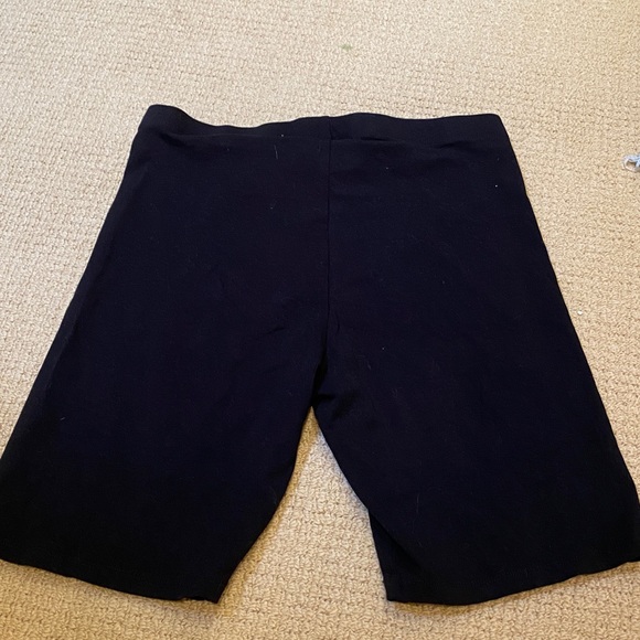 black biker shorts - Picture 2 of 2